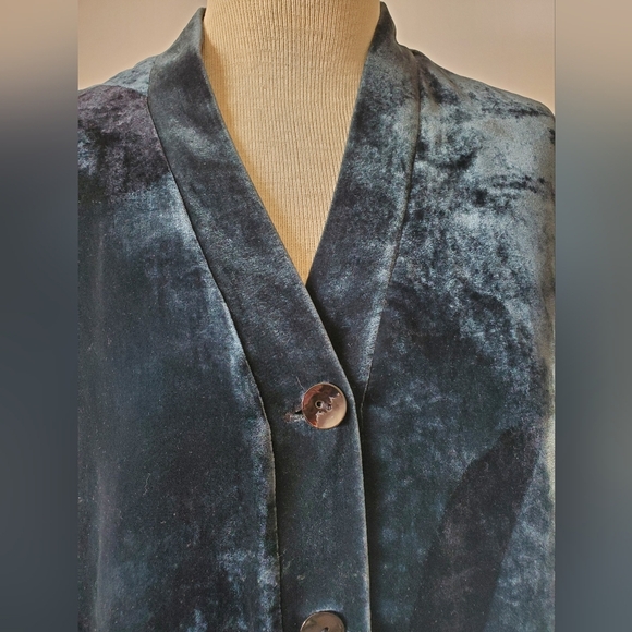 CHICO'S ANNIVERSARY COLLECTION silk/Rayon butterfly jacket. Size 1 (M/8) - Picture 4 of 15